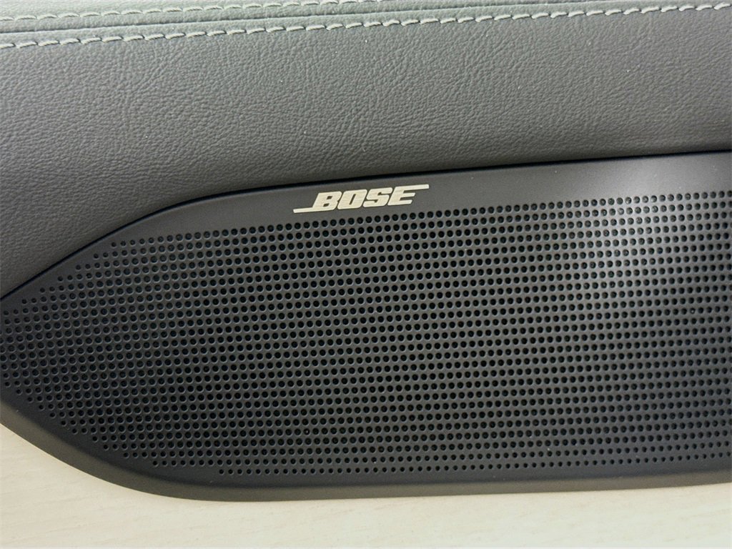 New 2025 Volvo EX90 Ultra w/ Protection Package Premier image 18