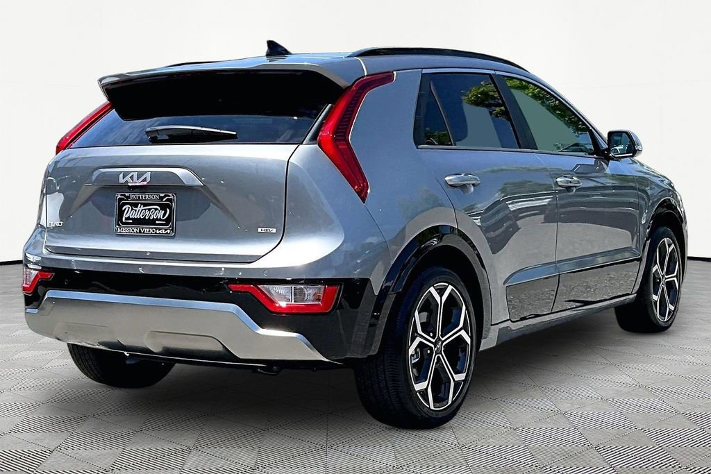 Certified 2025 Kia Niro EX Touring FWD image 2