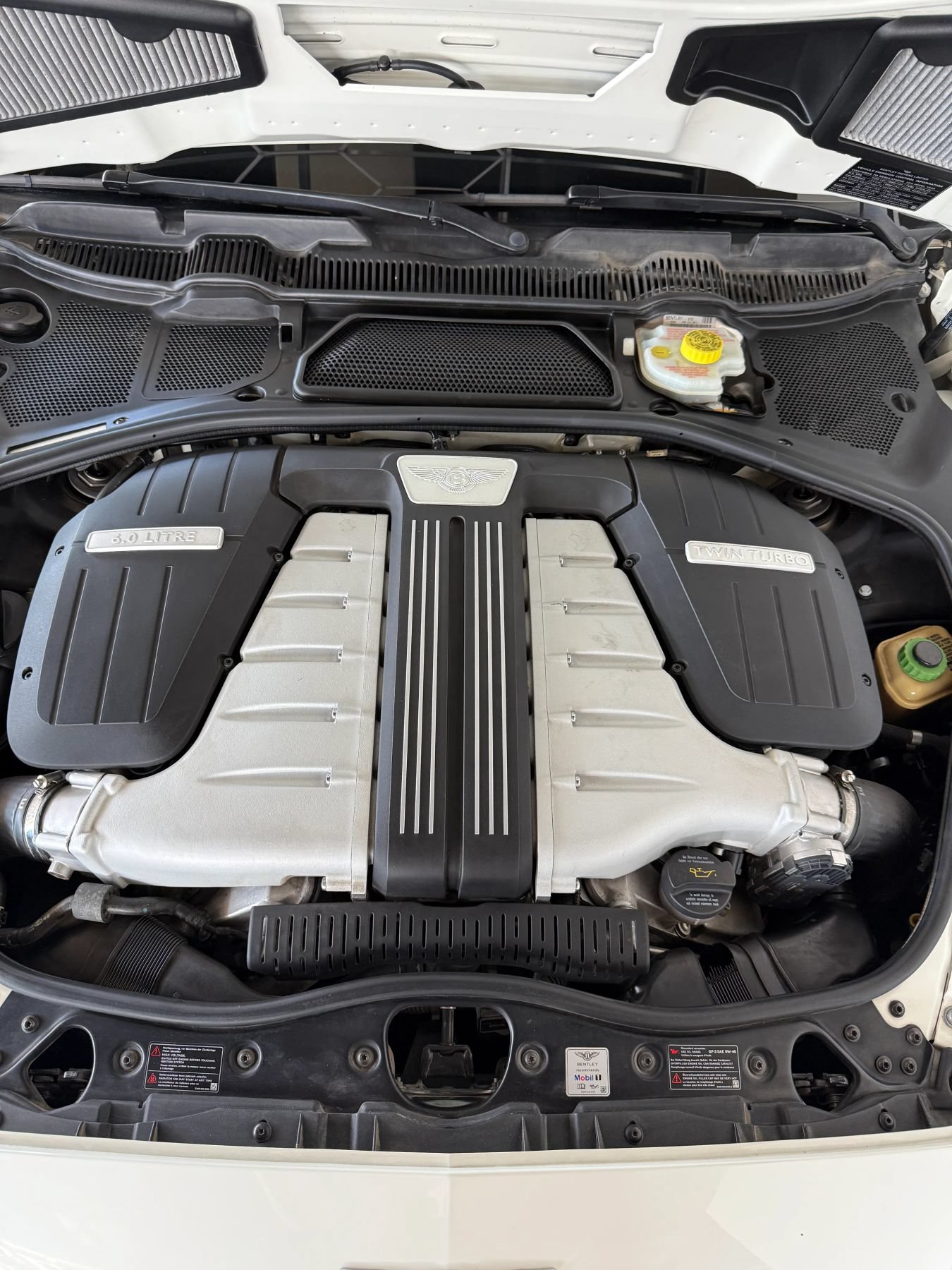 Used 2016 Bentley Continental GT AWD/4WD image 29