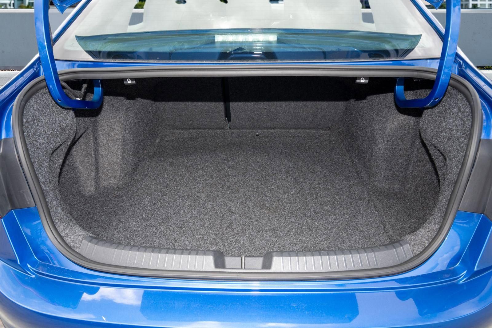 Used 2022 Volkswagen Jetta Sport image 9