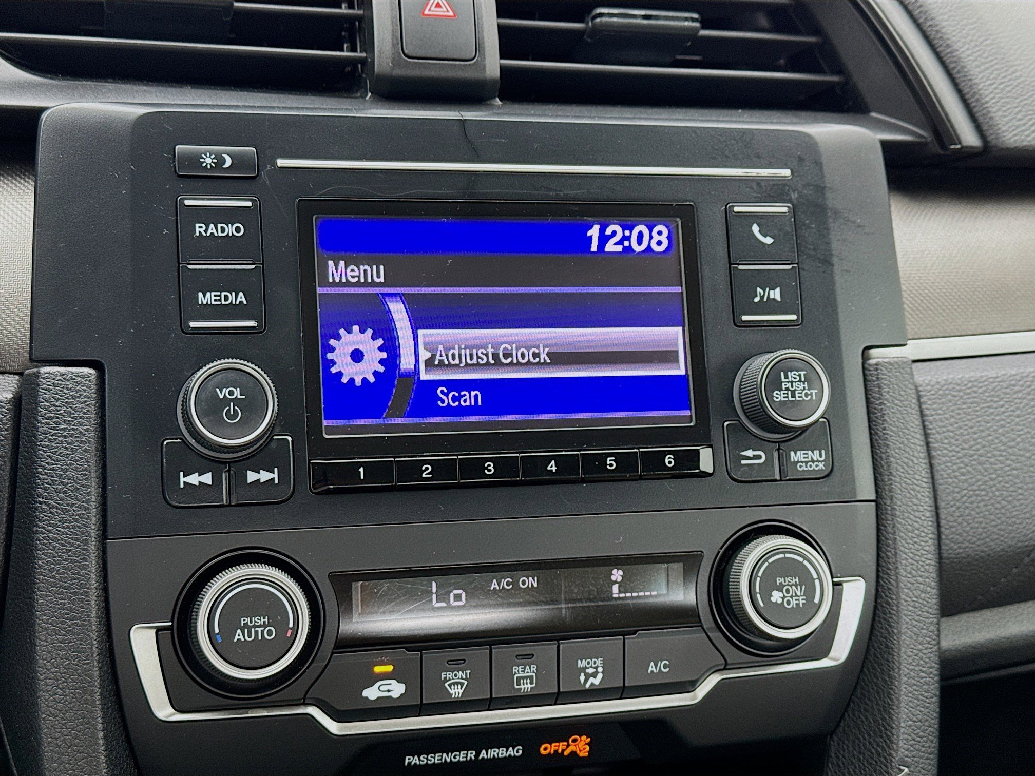 Used 2019 Honda Civic LX image 9