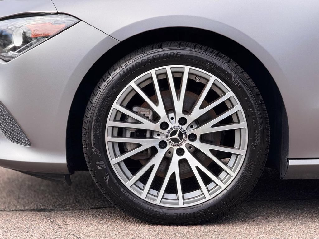 Used 2022 Mercedes-Benz CLA 250 4MATIC w/ Premium Package image 12