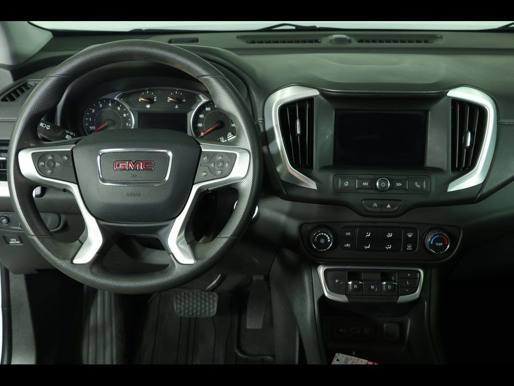 Used 2023 GMC Terrain SLE w/ Elevation Edition image 14