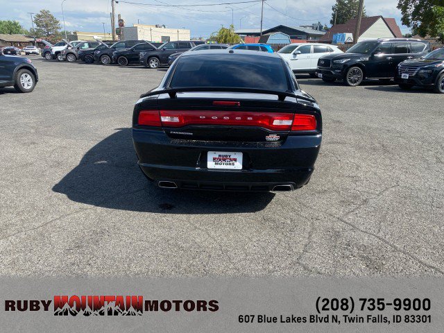 Used 2014 Dodge Charger SXT w/ Sport Appearance Group RWD image 5