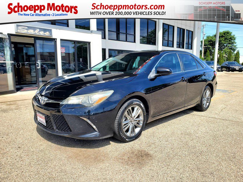 Used 2017 Toyota Camry SE FWD image 1