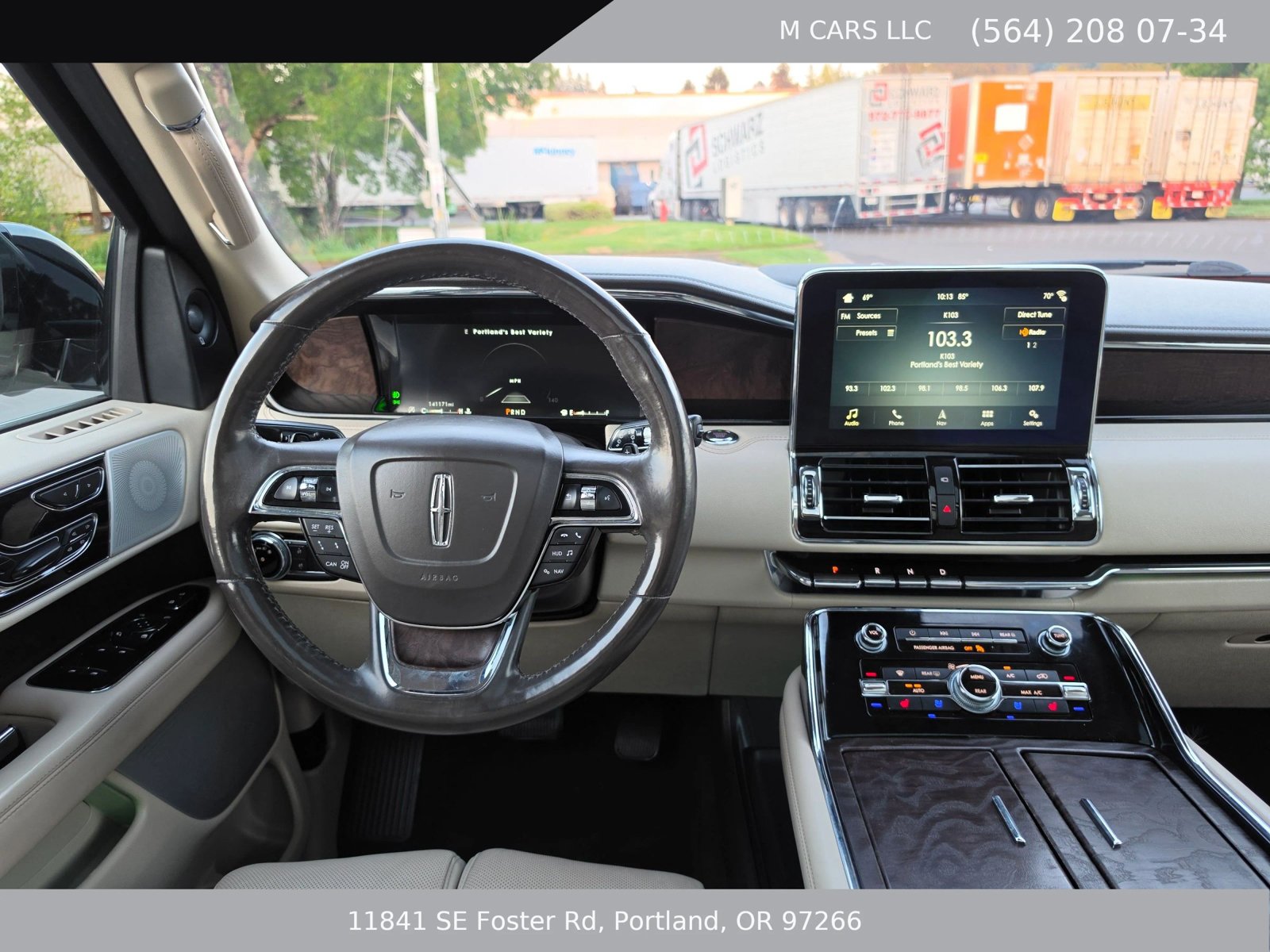 Used 2018 Lincoln Navigator L Reserve w/ Technology Package AWD/4WD image 14