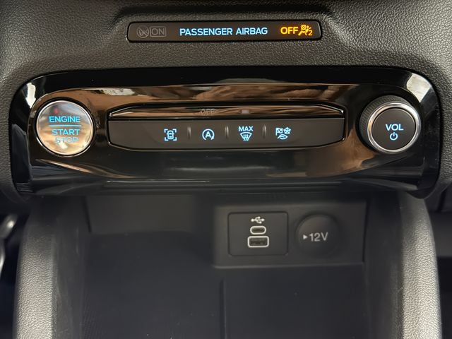 Used 2025 Ford Escape ST-Line w/ Tech Pack #1 FWD image 20
