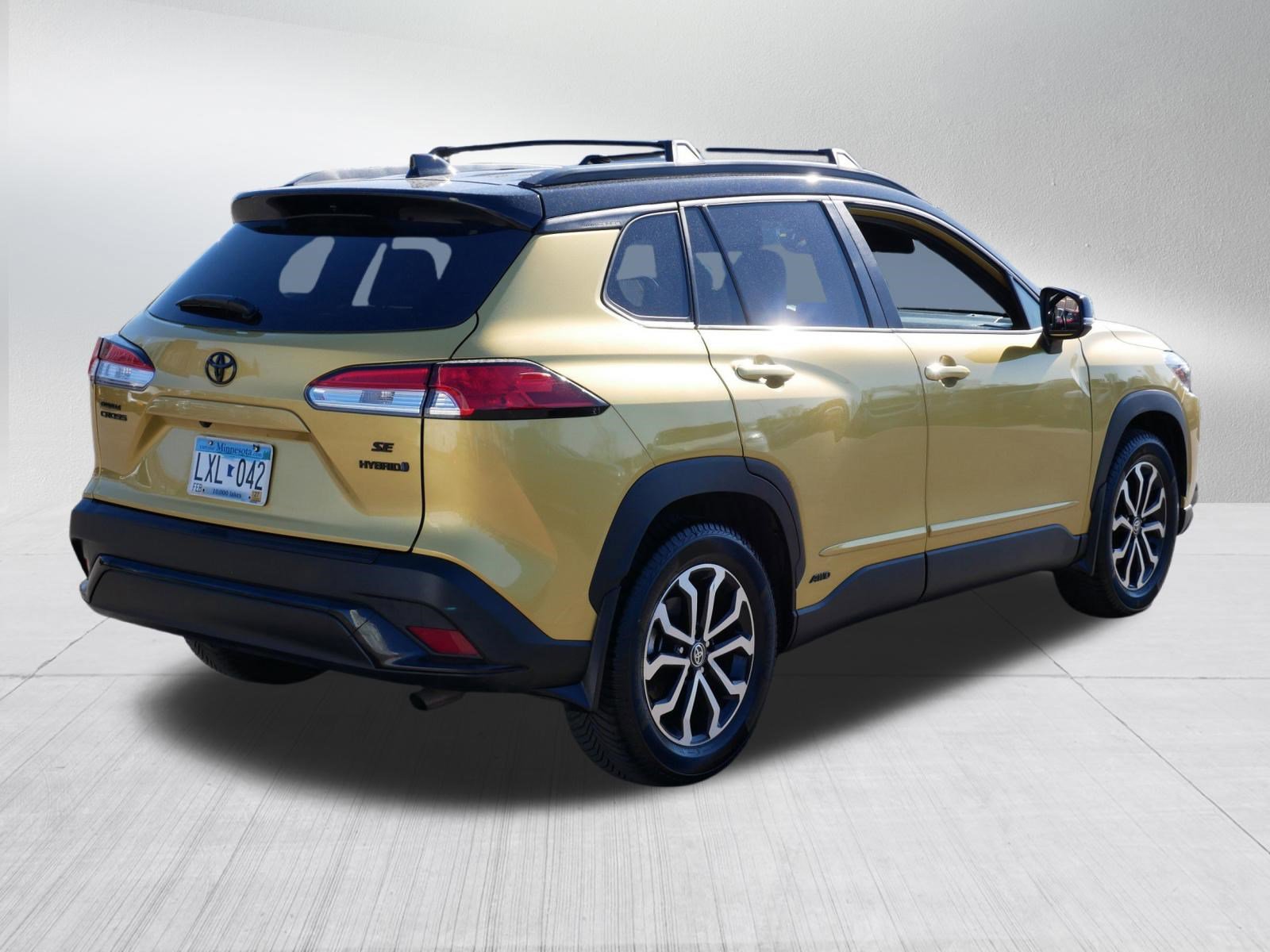 Used 2024 Toyota Corolla Cross SE w/ Moonroof Package AWD/4WD image 7