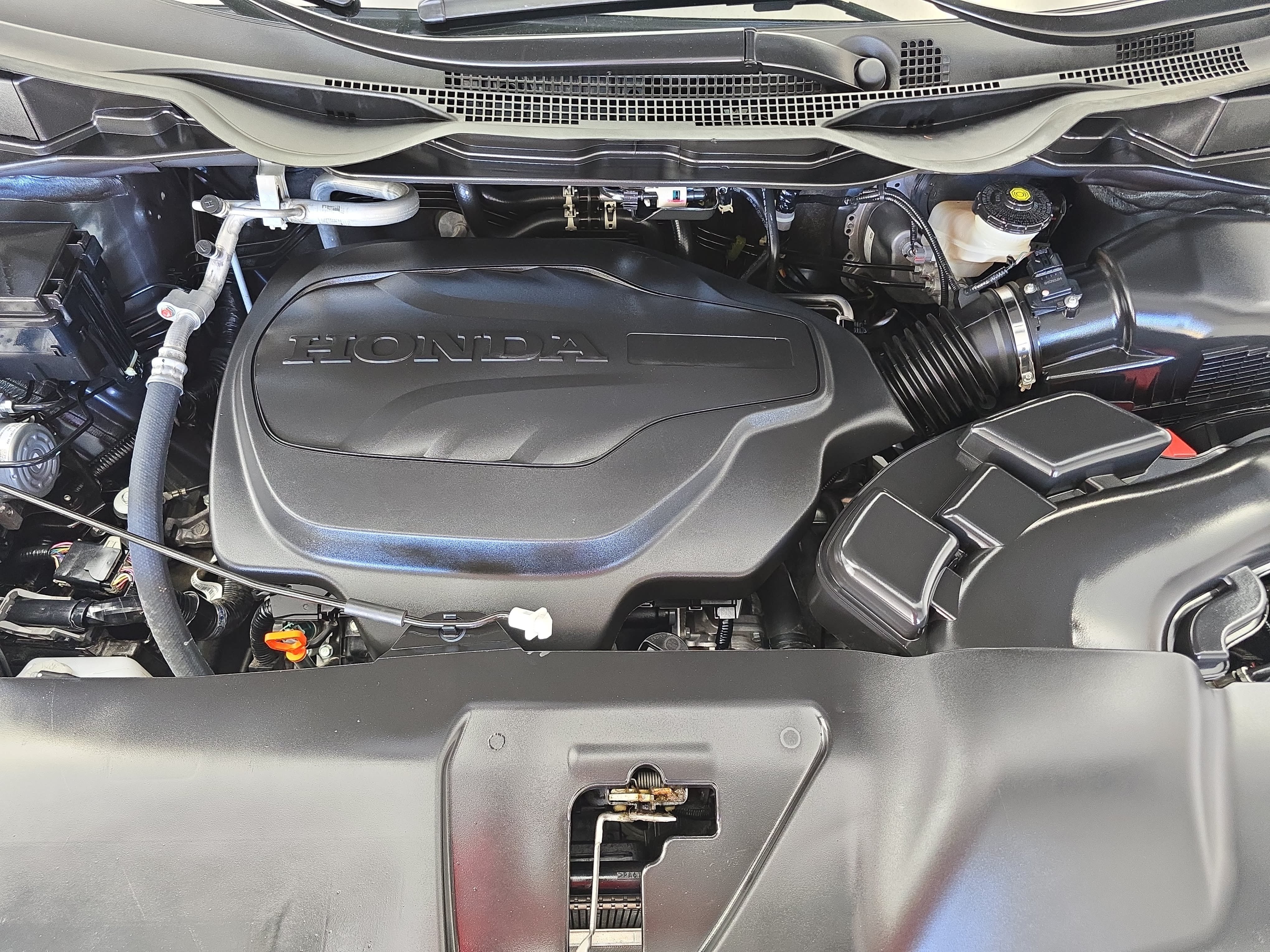 Certified 2025 Honda Odyssey Touring image 32