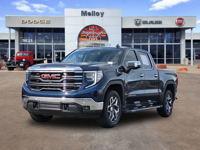 Used 2022 GMC Sierra 1500 SLT w/ SLT Premium Plus Package image 2
