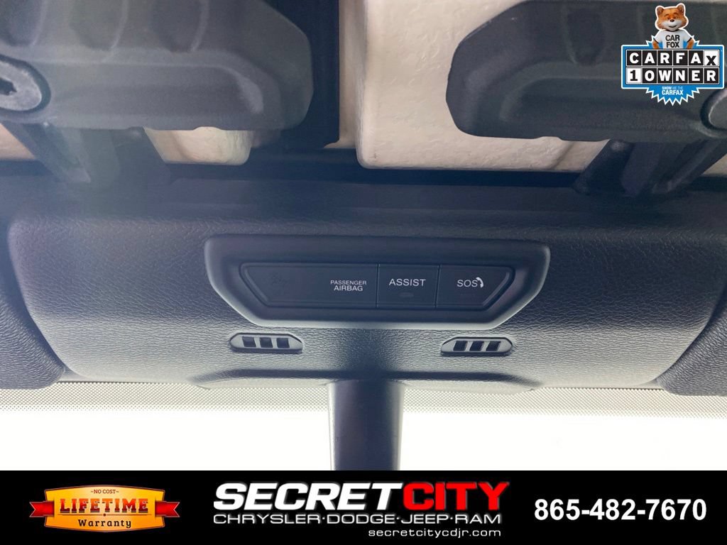 Used 2022 Jeep Wrangler Unlimited Sahara AWD/4WD image 20