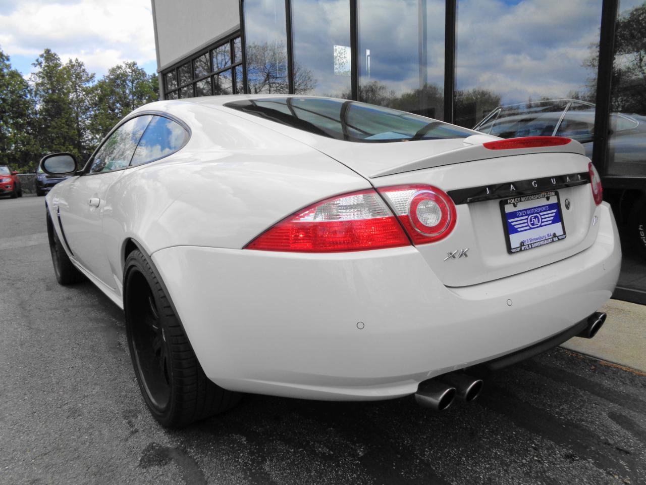 Used 2007 Jaguar XKR R RWD image 8