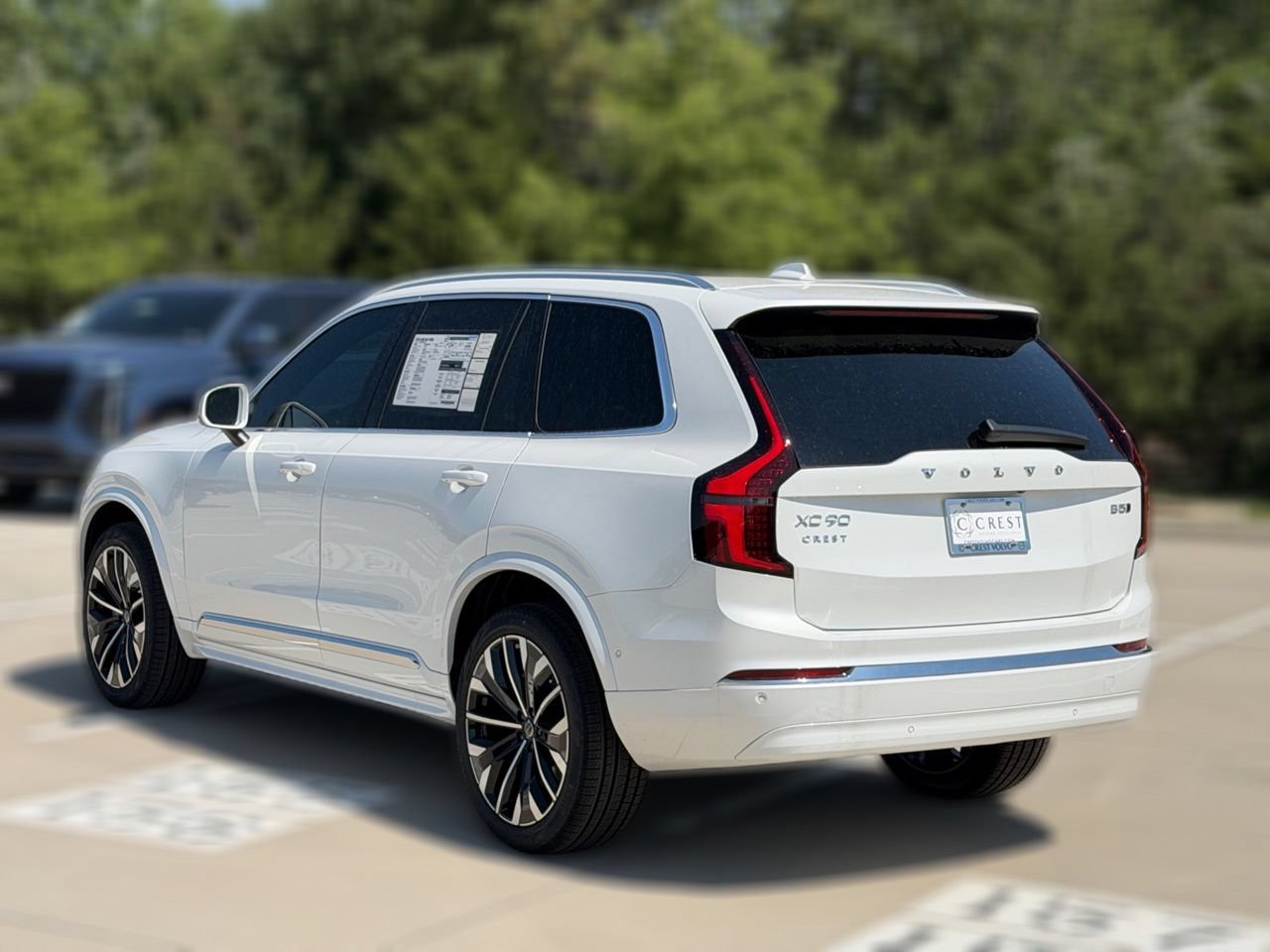 New 2026 Volvo XC90 B5 Plus AWD/4WD image 4