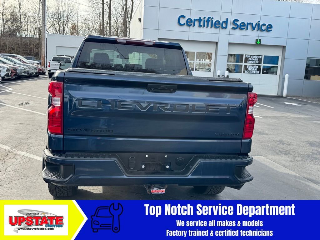 Used 2023 Chevrolet Silverado 1500 Custom w/ LPO, Dark Essentials Package image 5