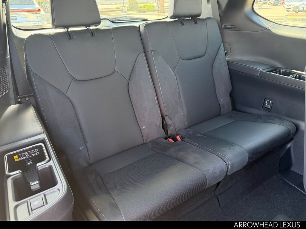 New 2026 Lexus TX 500h AWD image 23