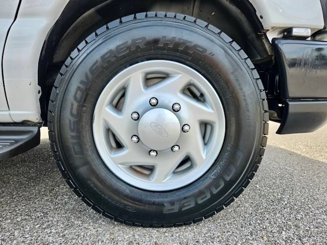 Used 2014 Ford E-350 and Econoline 350 XL w/ Power Windows & Locks Group RWD image 25
