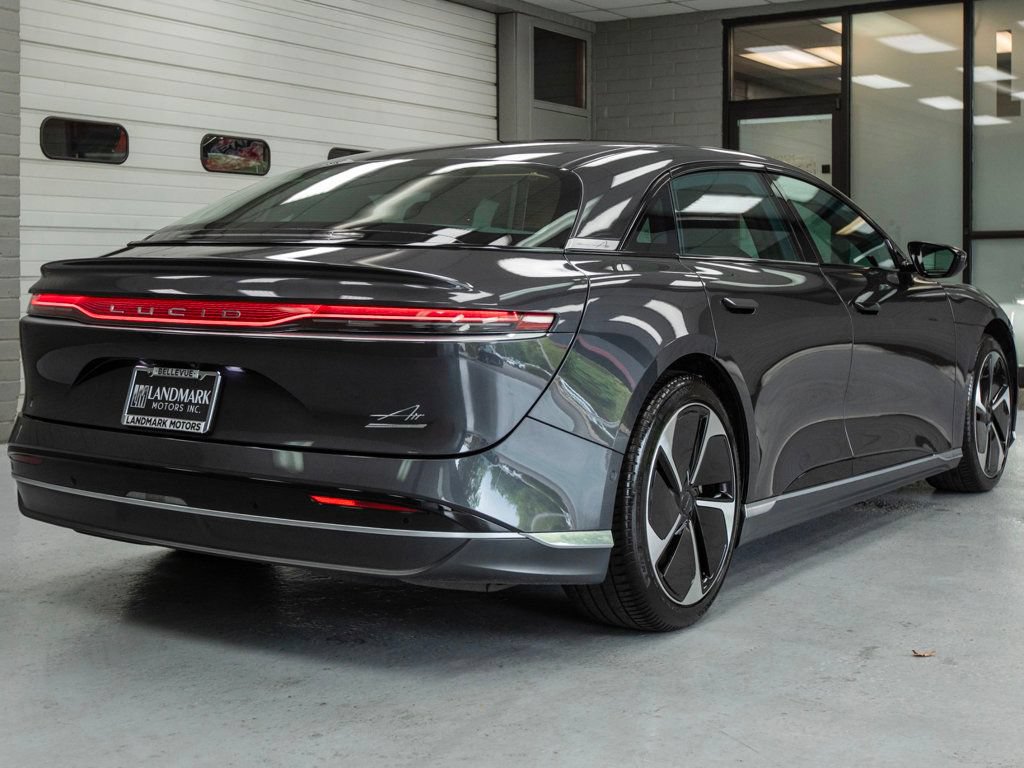 Used 2024 Lucid Air Touring AWD/4WD image 5