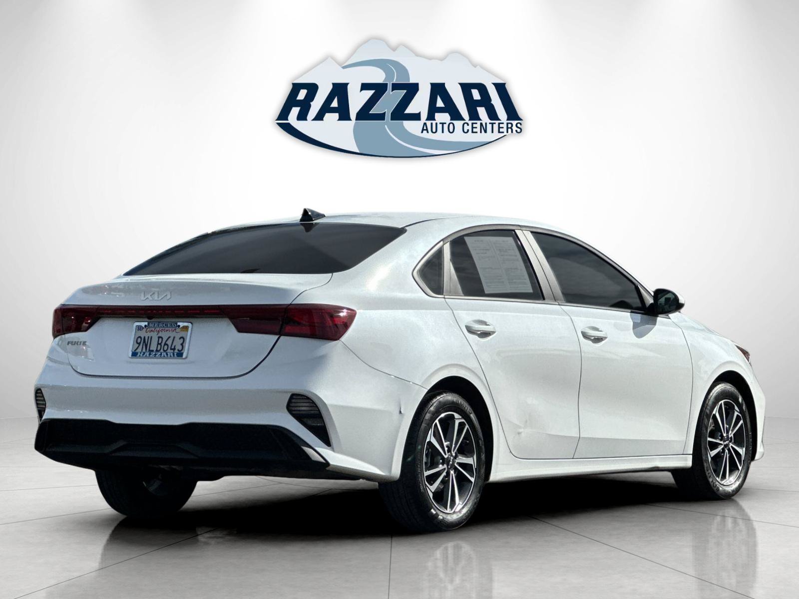 Used 2024 Kia Forte LXS FWD image 3
