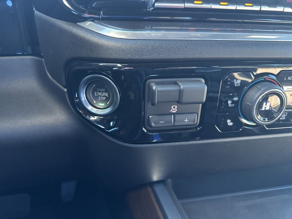 Used 2026 Chevrolet Silverado 1500 High Country w/ Midnight Edition image 6