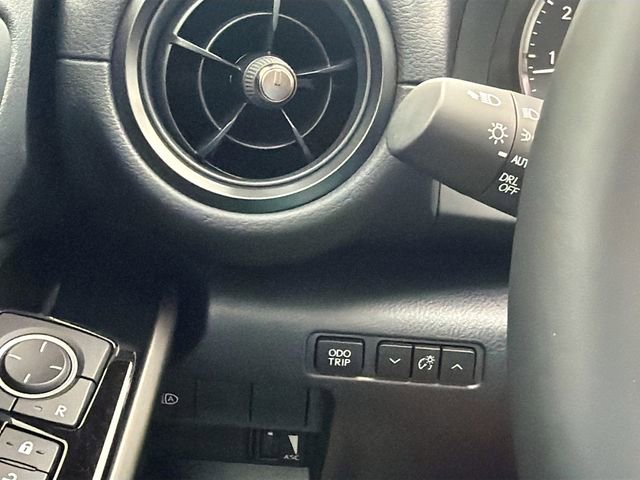 Used 2025 Lexus IS 350 F Sport w/ Accessory Package image 32