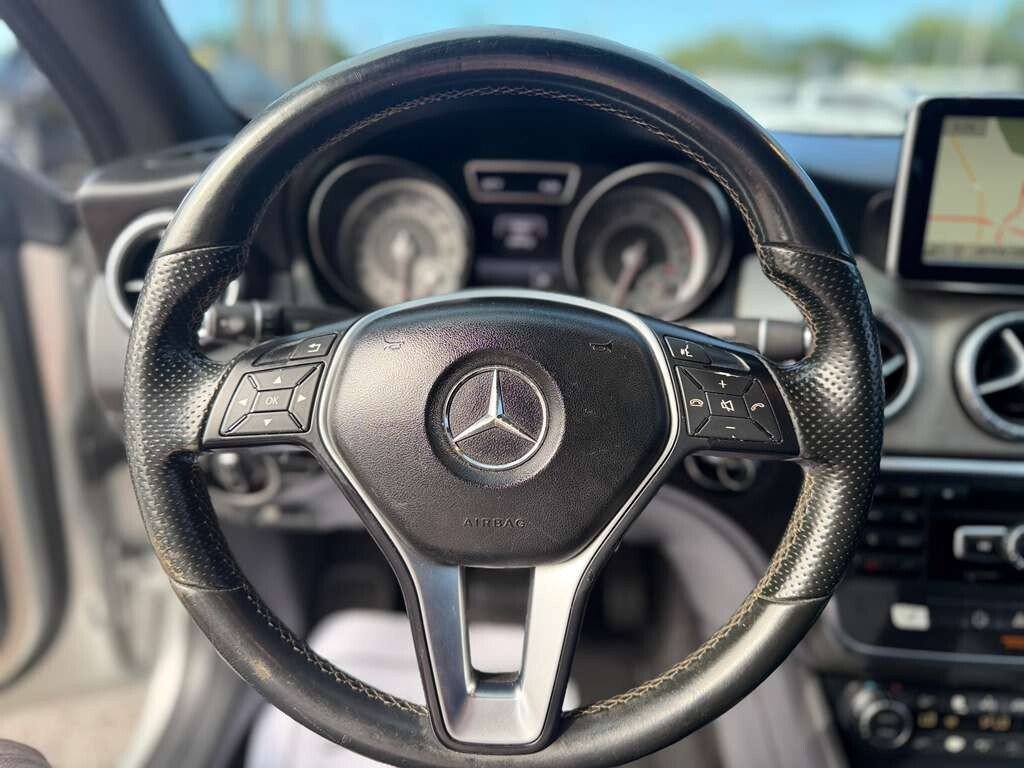 Used 2014 Mercedes-Benz CLA 250 4MATIC w/ Multimedia Package image 17