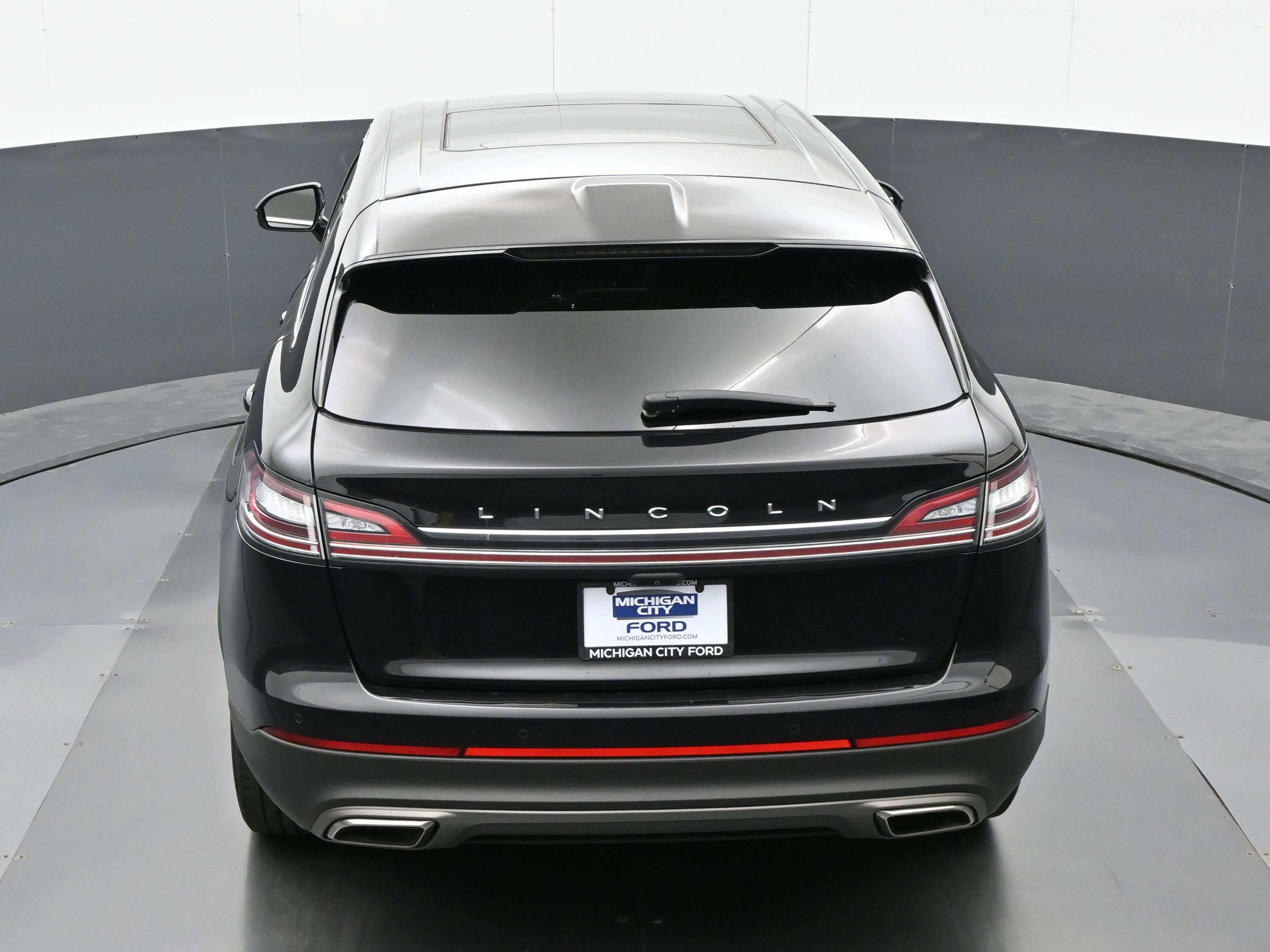 Used 2022 Lincoln Nautilus Reserve w/ Monochromatic Package AWD/4WD image 31