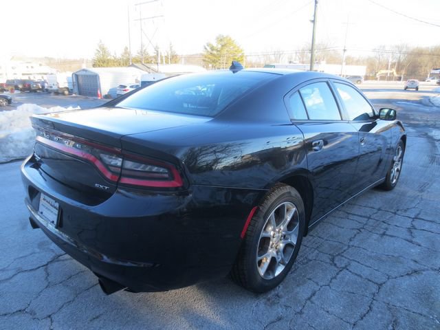 Used 2016 Dodge Charger SXT w/ AWD Plus Group image 2