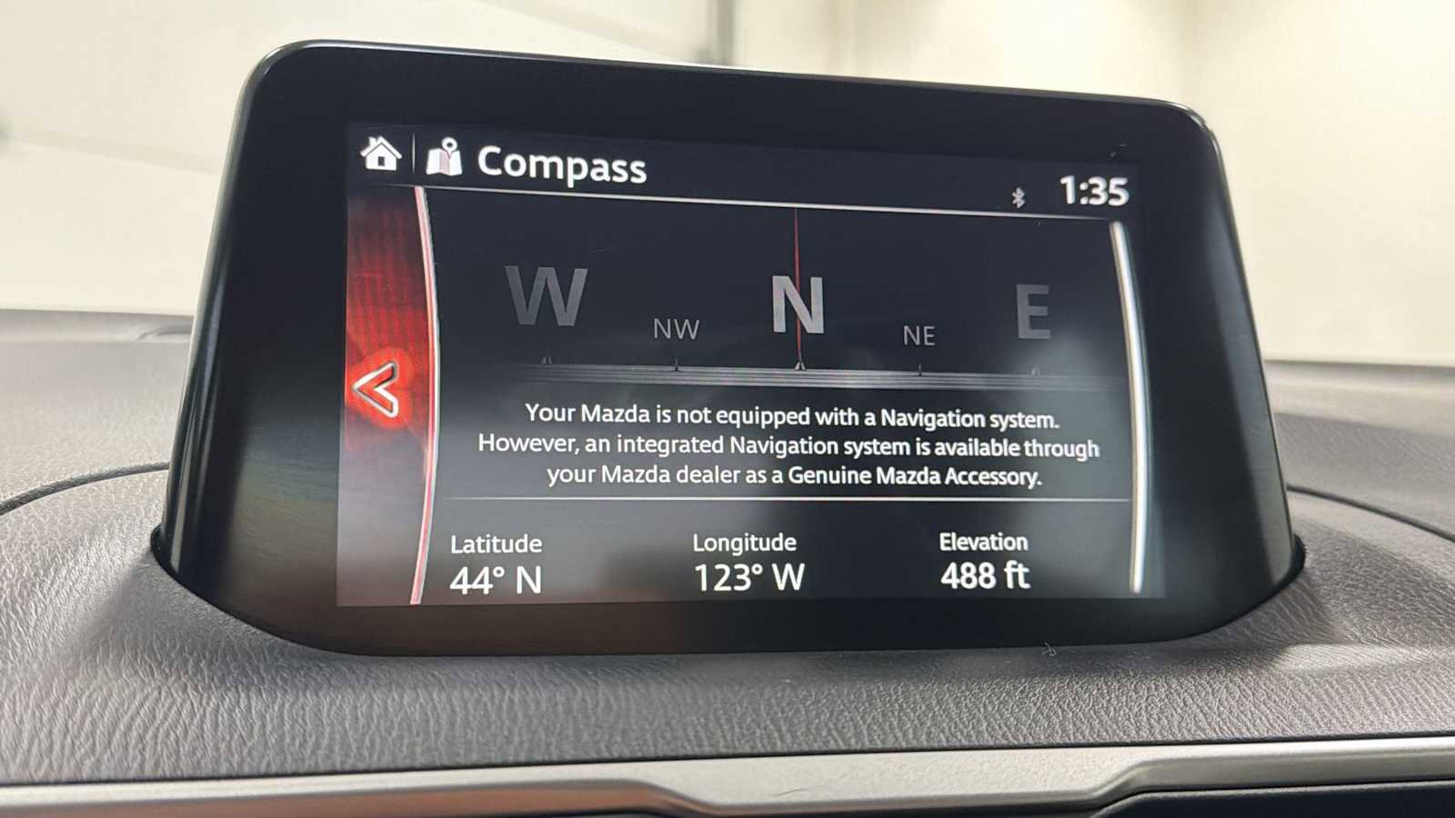Used 2017 MAZDA MAZDA3 Sport w/ Preferred Equipment Package FWD image 20