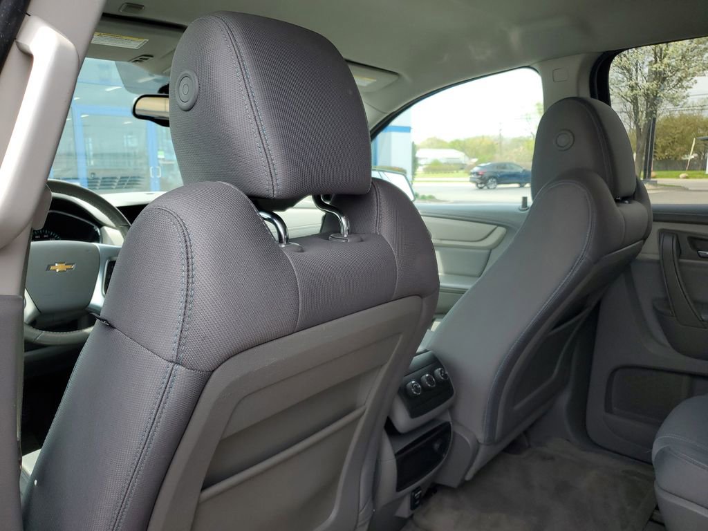 Used 2016 Chevrolet Traverse LT w/ Style and Technology Package AWD/4WD image 25