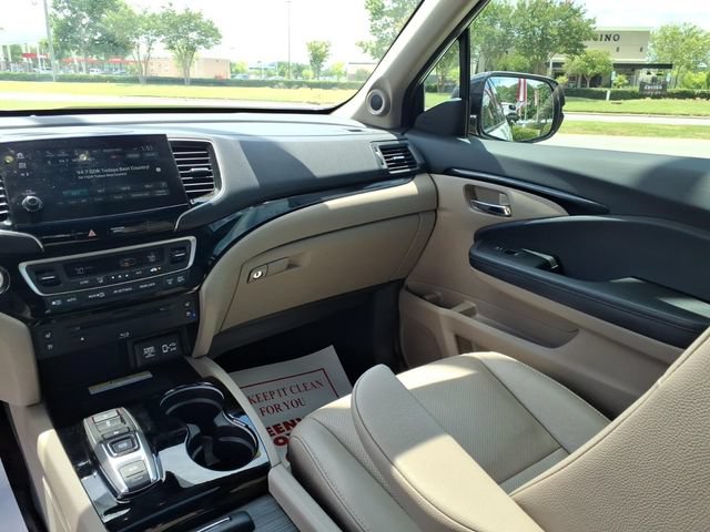 Used 2022 Honda Pilot Elite image 11