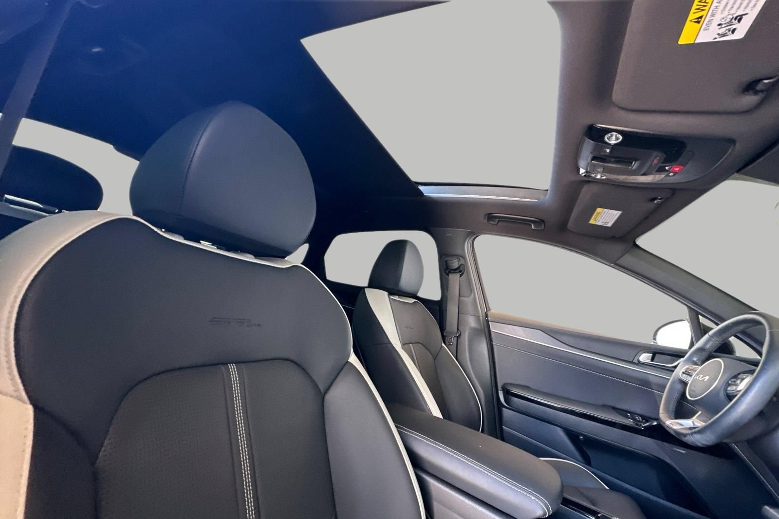 Certified 2025 Kia K5 GT-Line w/ GT-Line Premium Package FWD image 17