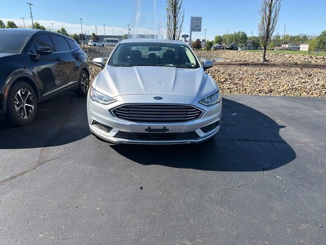 Used 2017 Ford Fusion S FWD image 2