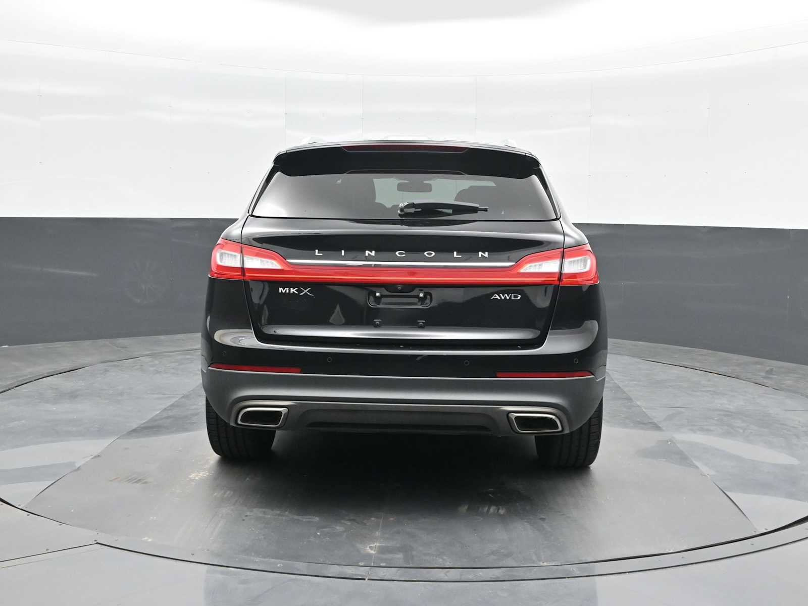 Used 2016 Lincoln MKX Reserve w/ Driver Assistance Package AWD/4WD image 7