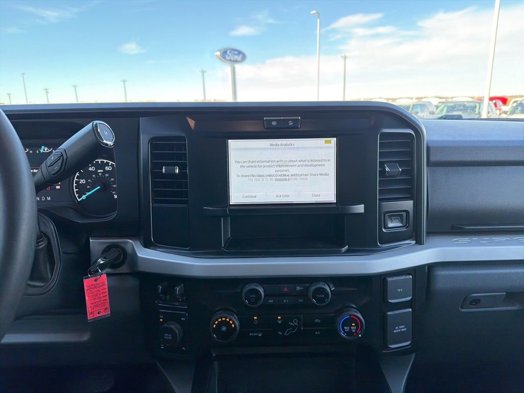 New 2026 Ford F350 XLT w/ FX4 Off-Road Package image 17