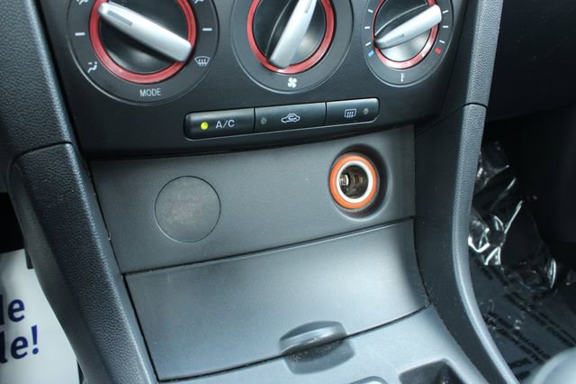 Used 2007 MAZDA MAZDA3 i Sport FWD image 17