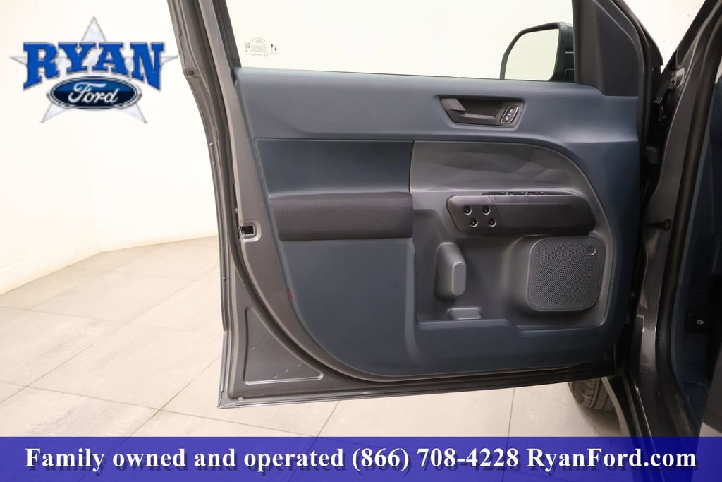 New 2026 Ford Maverick XL image 9