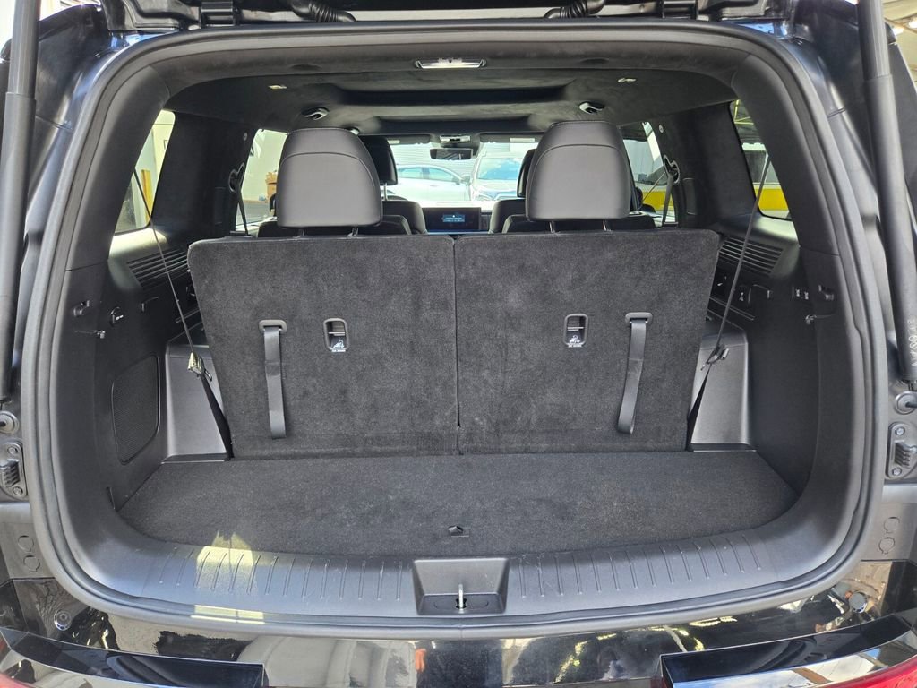 Used 2024 Hyundai Santa Fe Calligraphy image 9