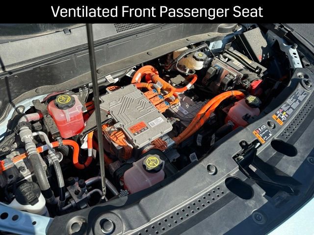 Used 2023 Chevrolet Bolt EUV LT w/ Convenience Package image 29