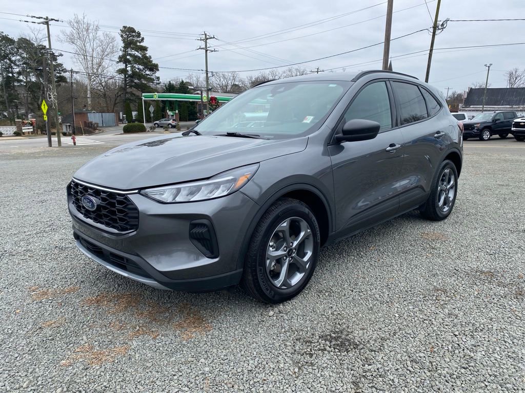 Used 2025 Ford Escape ST-Line image 7