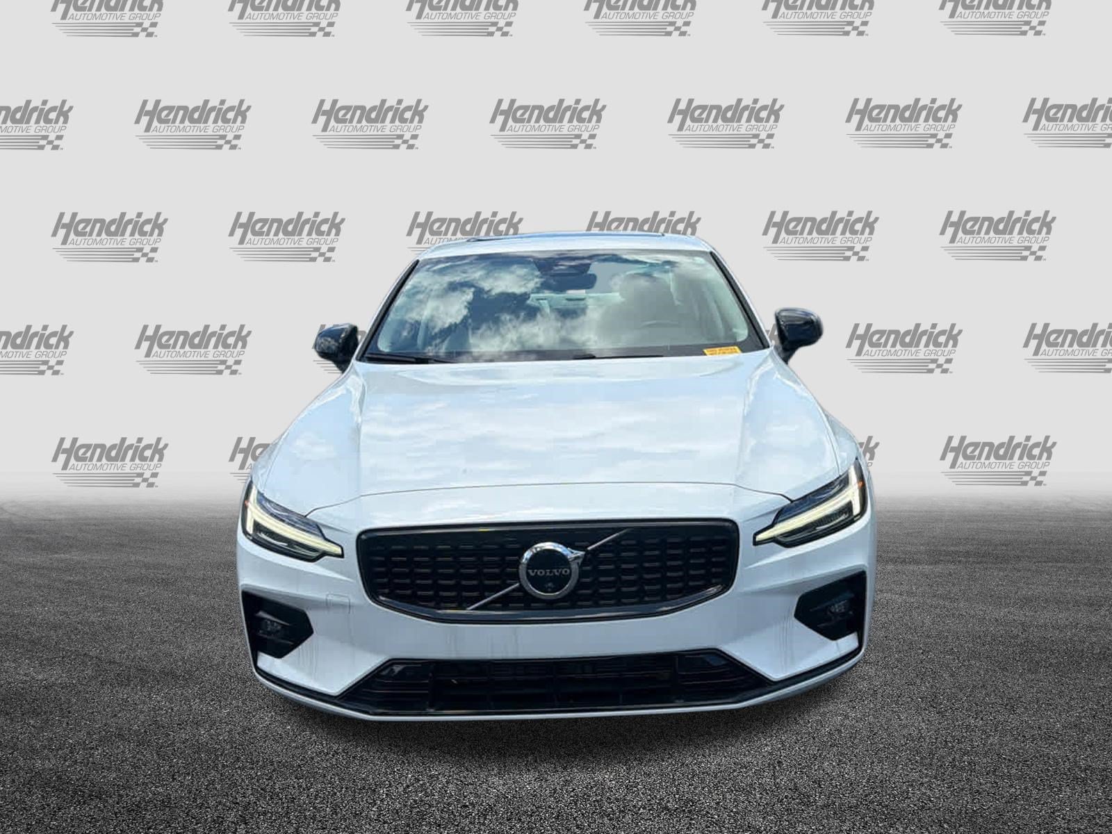 Certified 2024 Volvo S60 B5 Plus FWD image 6