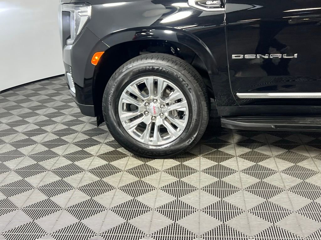 Used 2024 GMC Yukon XL Denali image 11