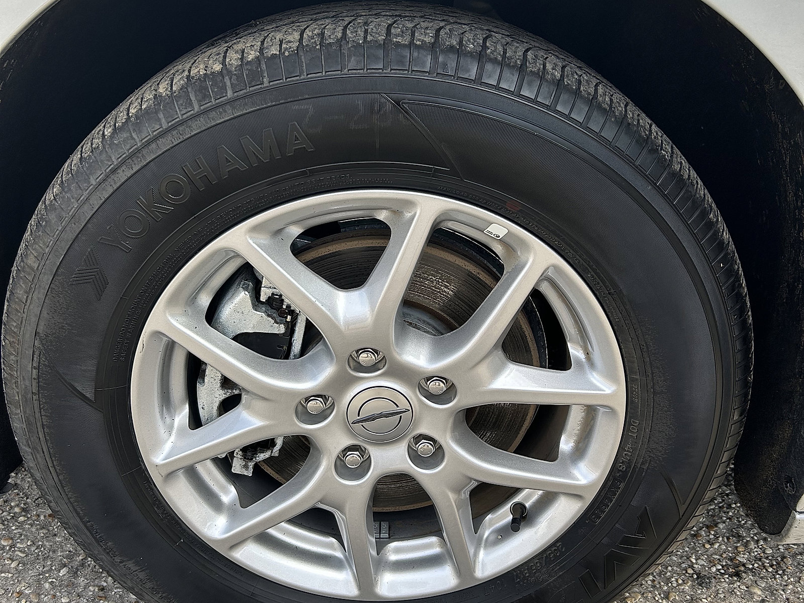 Used 2024 Chrysler Pacifica Touring-L image 8