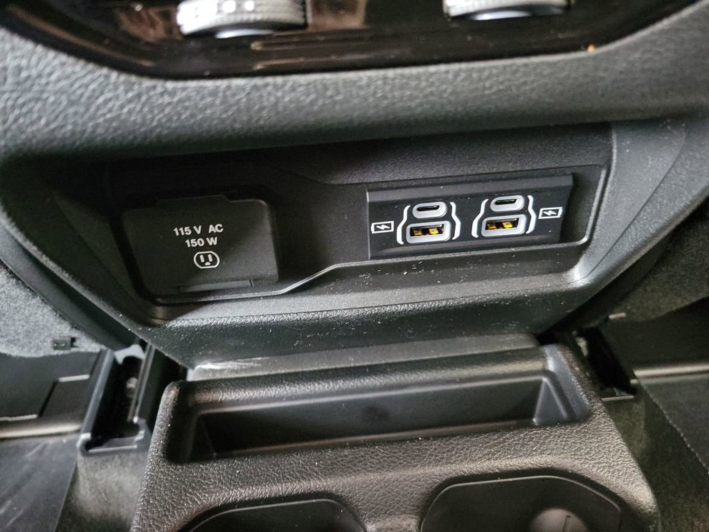 New 2025 Jeep Grand Cherokee L Limited image 16