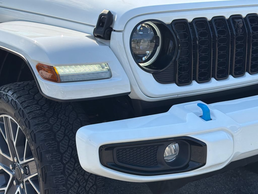 Used 2024 Jeep Wrangler High Altitude AWD/4WD image 9