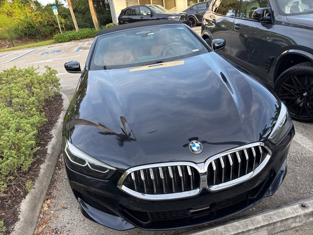 Used 2022 BMW M850i xDrive Convertible image 12
