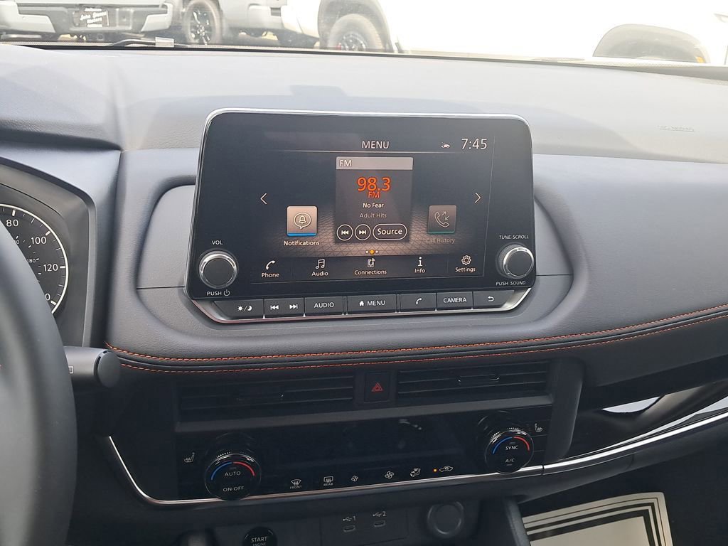 New 2026 Nissan Rogue SV AWD/4WD image 18