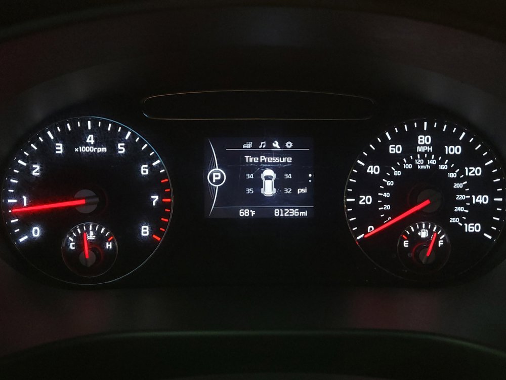 Used 2017 Kia Sorento AWD image 23