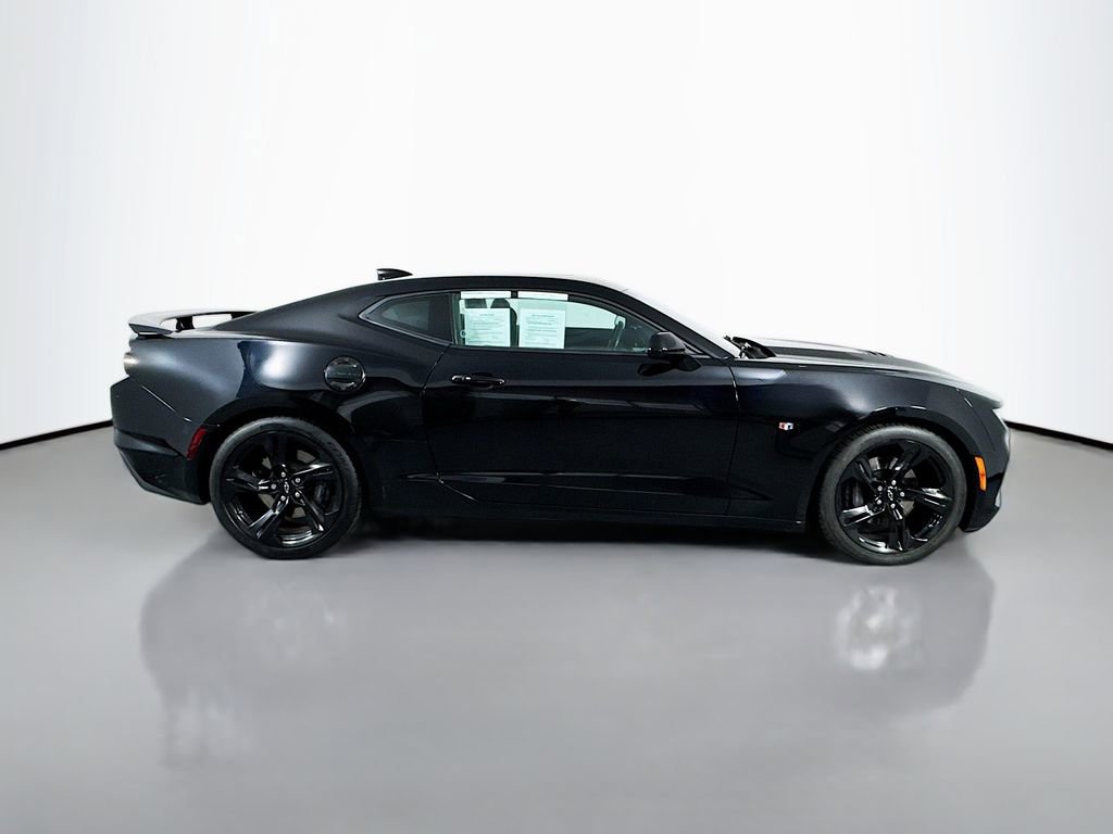 Used 2021 Chevrolet Camaro SS RWD image 4