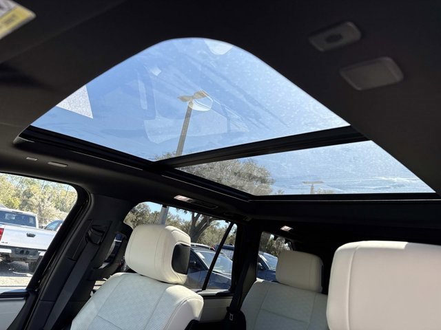 Used 2025 Toyota Sequoia Capstone image 32