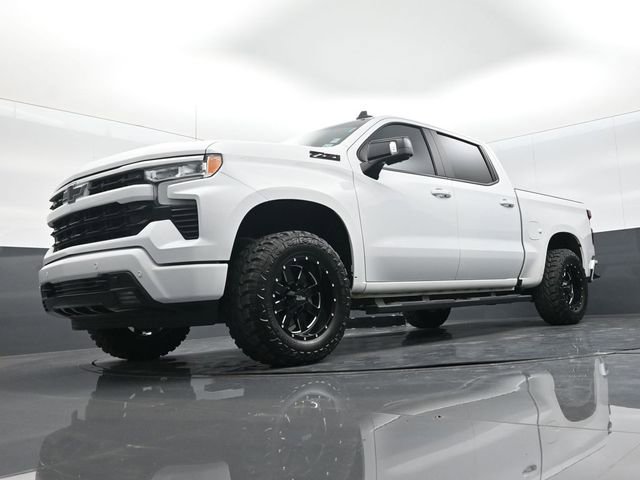 Used 2024 Chevrolet Silverado 1500 RST w/ Convenience Package II image 19